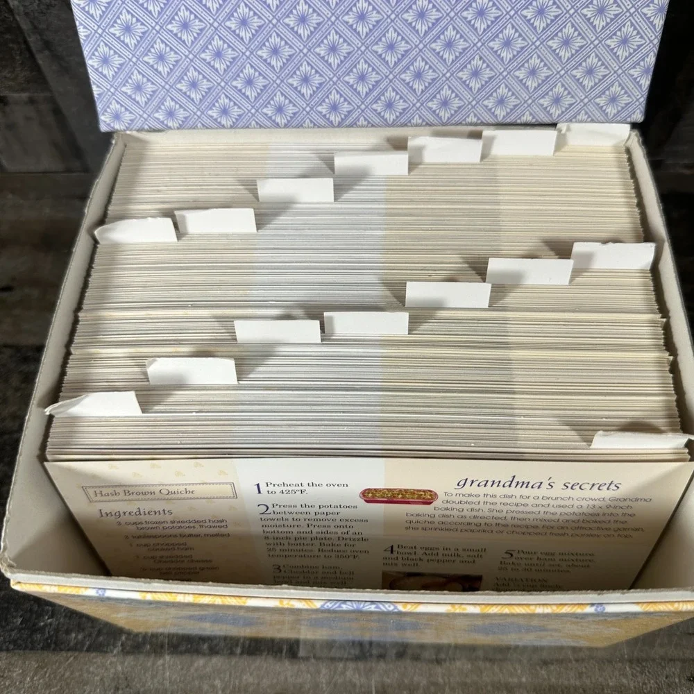Grandma's Kitchen Treasured Family Recipes Boxed Recipe Card Set, Paper Original